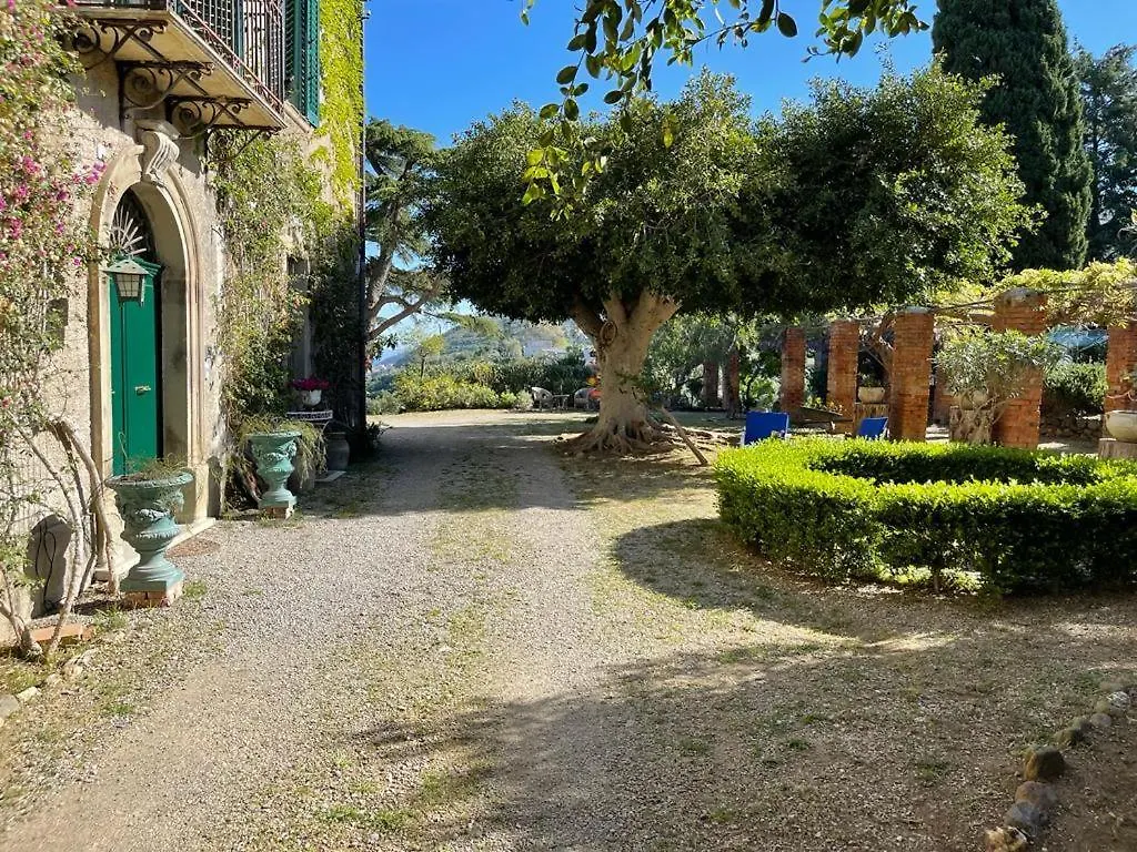 Villa Giuffrè Capo dʼOrlando